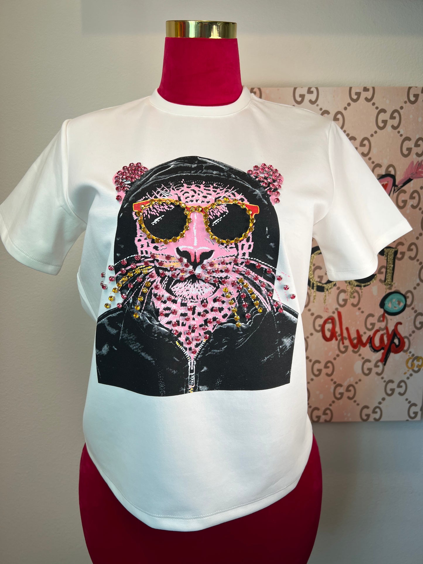 Chic Leopard Tee